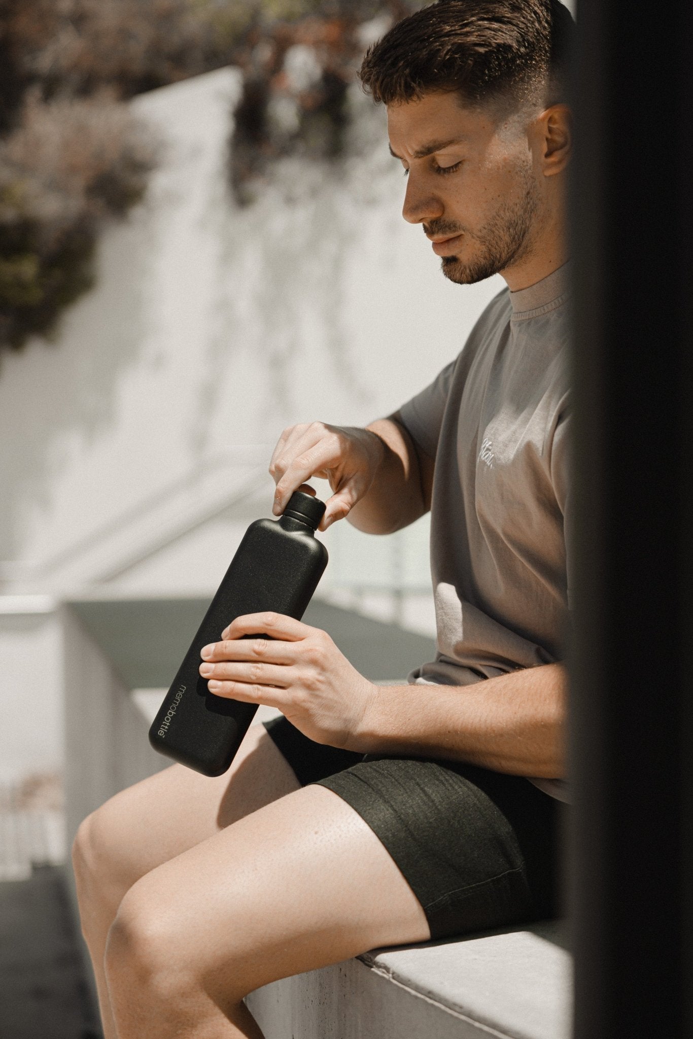 SLIM Stainless Steel memobottle (Black) 600ml / 20oz - The Leafwhite Group